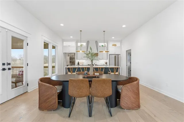 $799,900 | 7604 Northeast 103rd Terrace, Kansas City, MO 64157