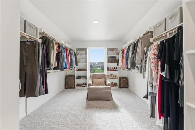 $799,900 | 7604 Northeast 103rd Terrace, Kansas City, MO 64157