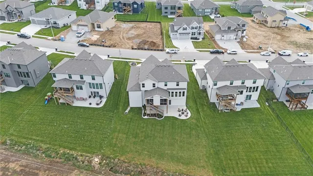 $799,900 | 7604 Northeast 103rd Terrace, Kansas City, MO 64157