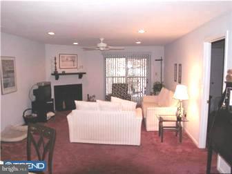 172 Valley Stream Lane Wayne, PA 19087 - Photo 5 of 8