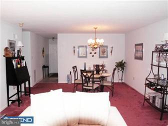 172 Valley Stream Lane Wayne, PA 19087 - Photo 6 of 8