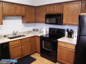172 Valley Stream Lane Wayne, PA 19087 - Photo 7 of 8