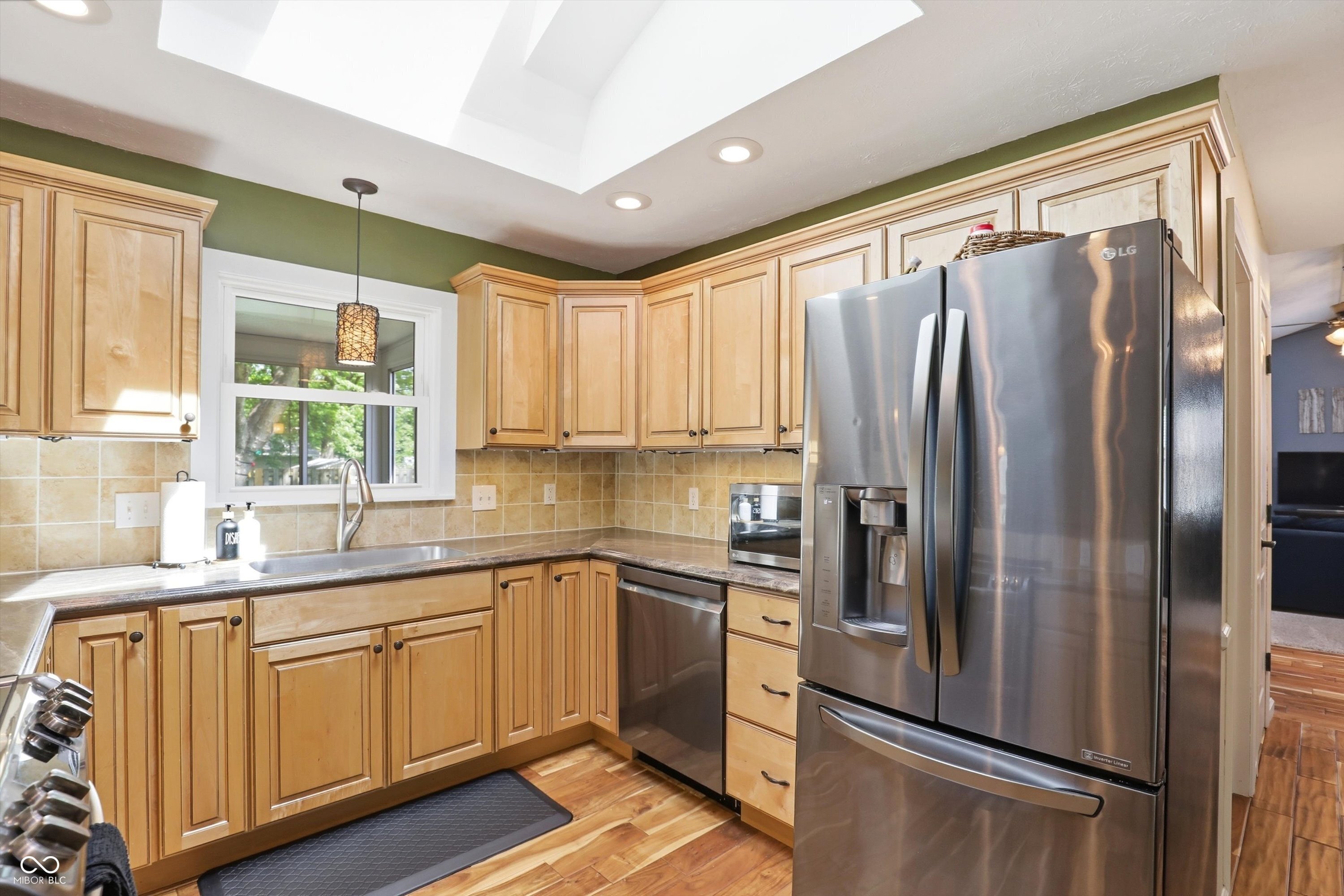 9689 Sycamore Road Carmel, IN 46032 - Photo 15 of 55