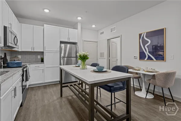 $1,820 | 480 John Carter Road, Unit B1, Bloomingdale, GA 31302