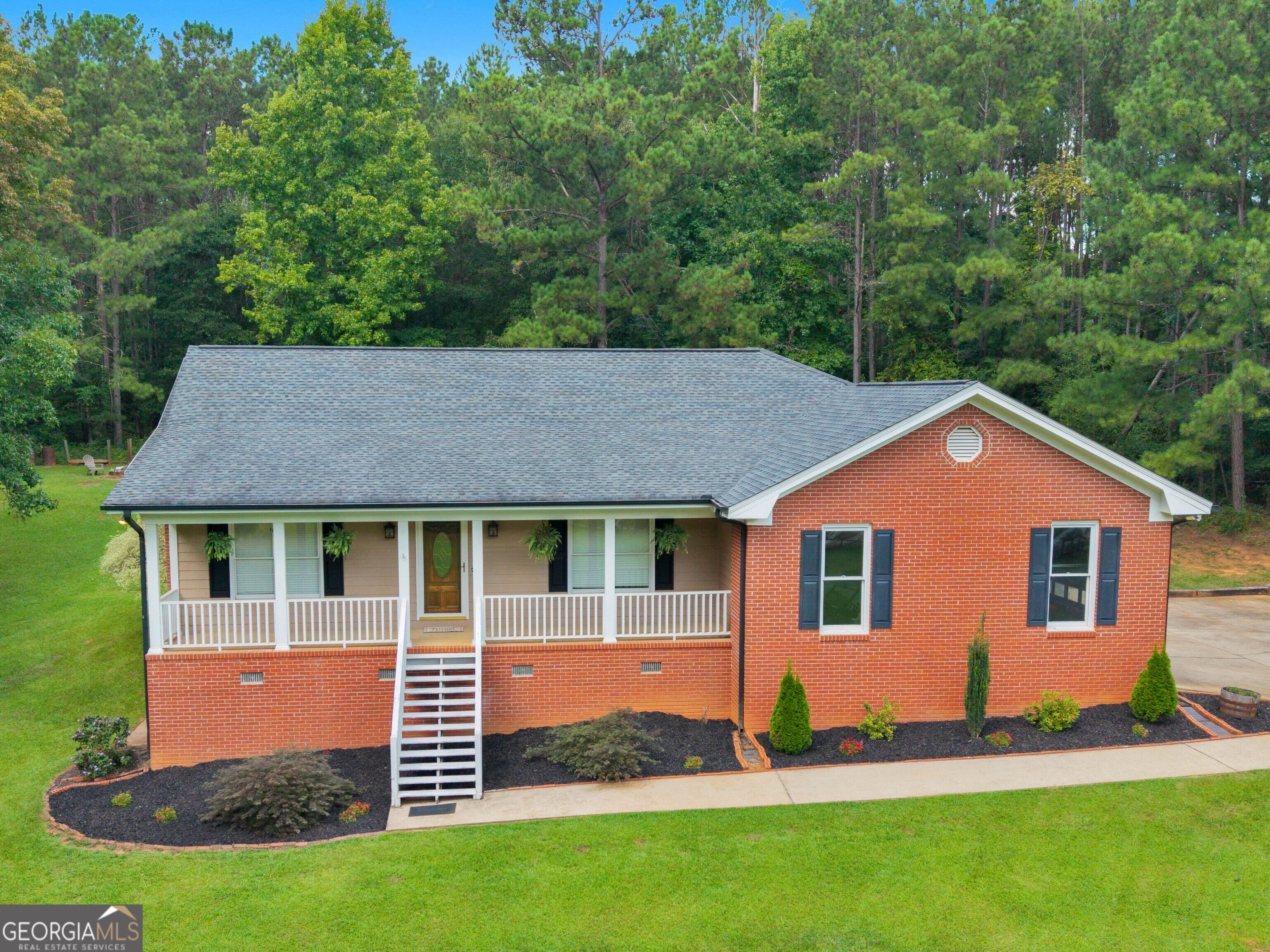 517 Hamlin Road Jackson, GA 30233 - Photo 1 of 32 Gallery Image 1