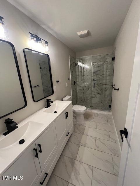 709 North Main Avenue, Unit 4 Erwin, TN 37650 - Photo 12 of 23 IMG_3773