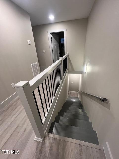 709 North Main Avenue, Unit 4 Erwin, TN 37650 - Photo 16 of 23 IMG_3791