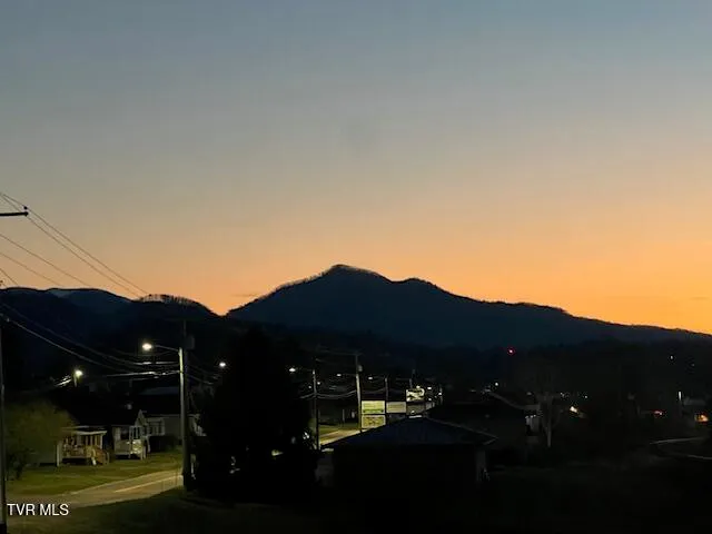 $305,000 | 709 North Main Avenue, Unit 4, Erwin, TN 37650