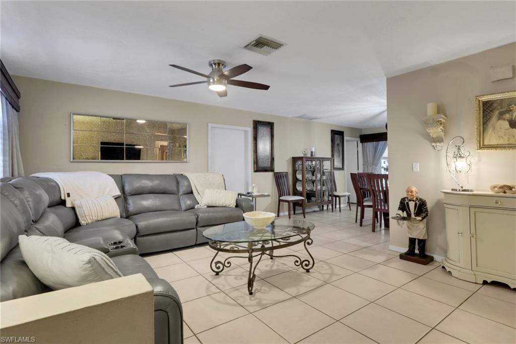 2001 48th Street Southwest Naples, FL 34116 - Photo 5 of 20 Gallery Image 5