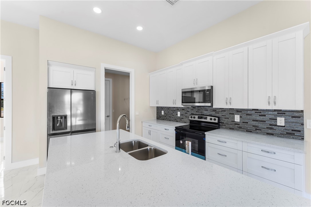 4100 8th Street Southwest Lehigh Acres, FL 33976 - Photo 7 of 26