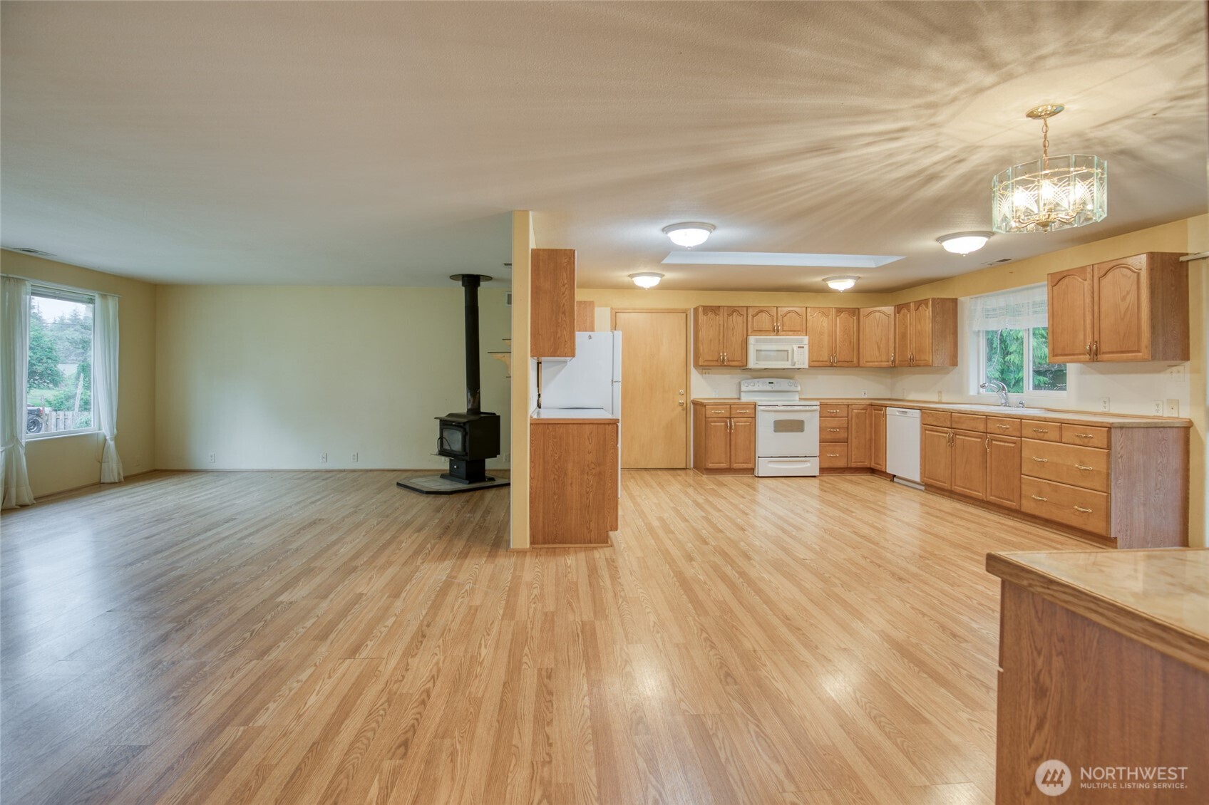 685 Copalis Beach Road Copalis Beach, WA 98535 - Photo 9 of 33 Gallery Image 9