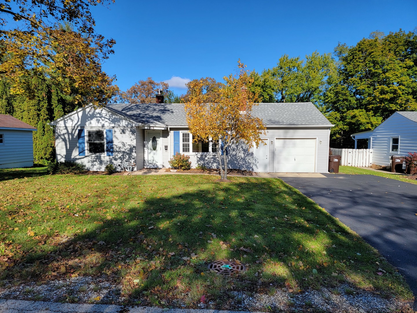 508 Skyline Drive Fox River Grove, IL 60021 - Photo 1 of 24 a front view of a house with garden