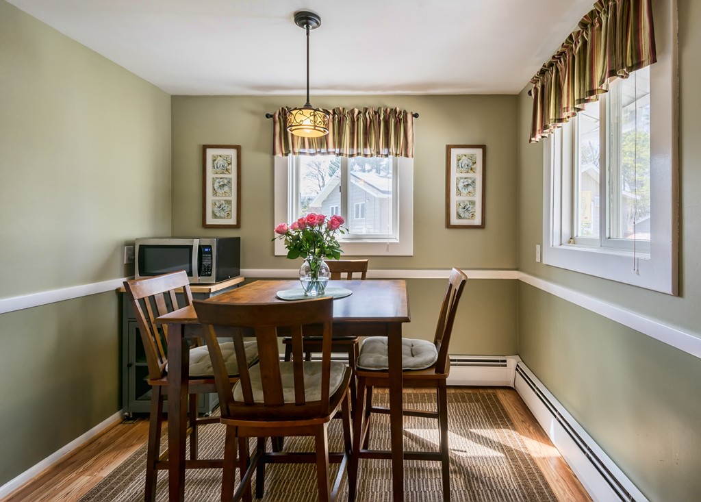 4 Robinson Road Beverly, MA 01915 - Photo 8 of 22