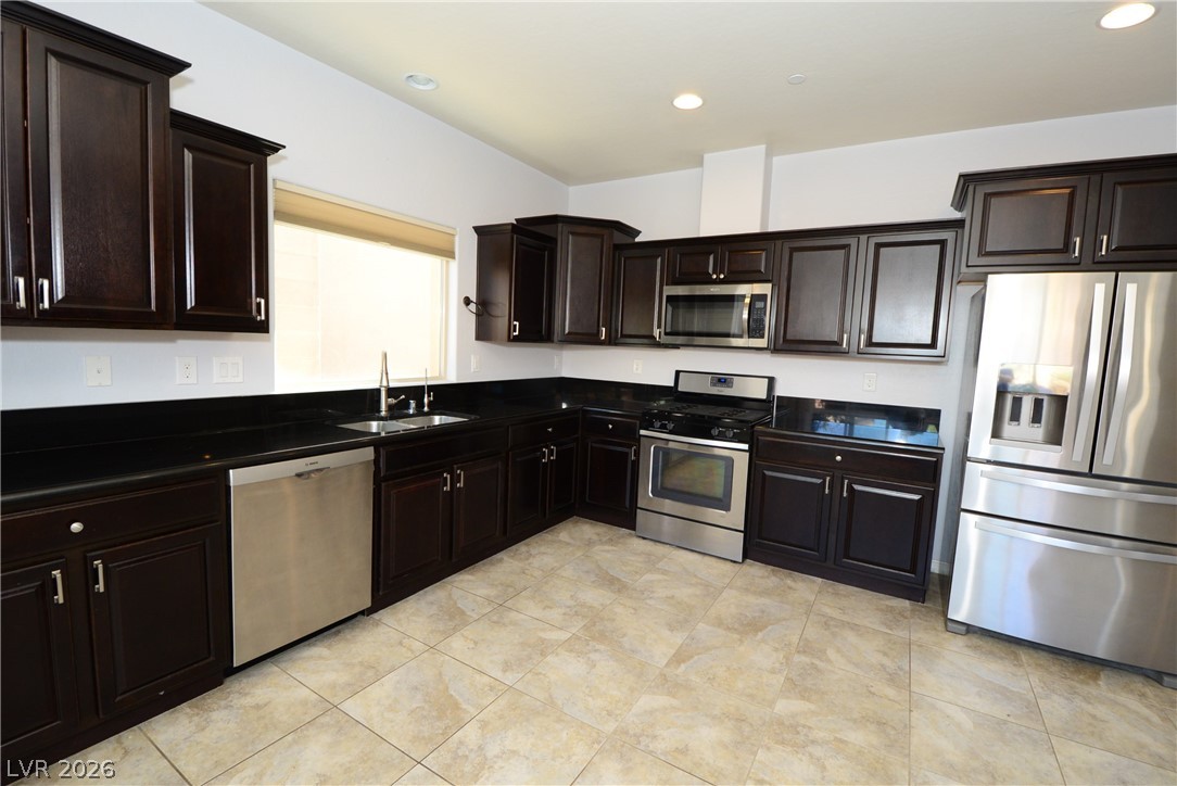 2632 Courgette Way Henderson, NV 89044 - Photo 5 of 32