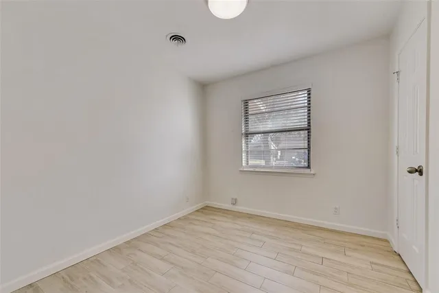 $2,000 | 413 Simmons Drive, Hurst, TX 76053