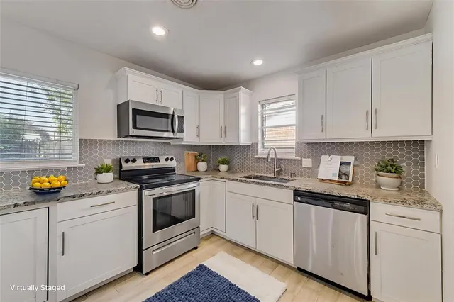 $2,000 | 413 Simmons Drive, Hurst, TX 76053