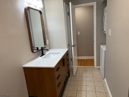 $2,200 | 138 Ellen Street, Somerset, NJ 08873