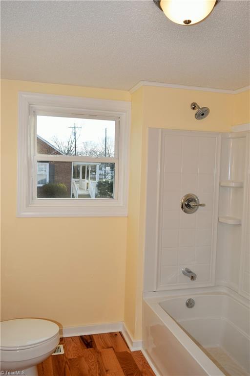 111 Turner Road Mayodan, NC 27027 - Photo 17 of 30 Bathroom