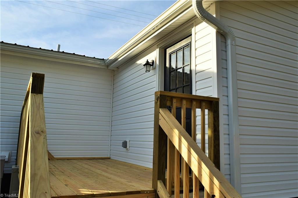 111 Turner Road Mayodan, NC 27027 - Photo 24 of 30 Back Deck