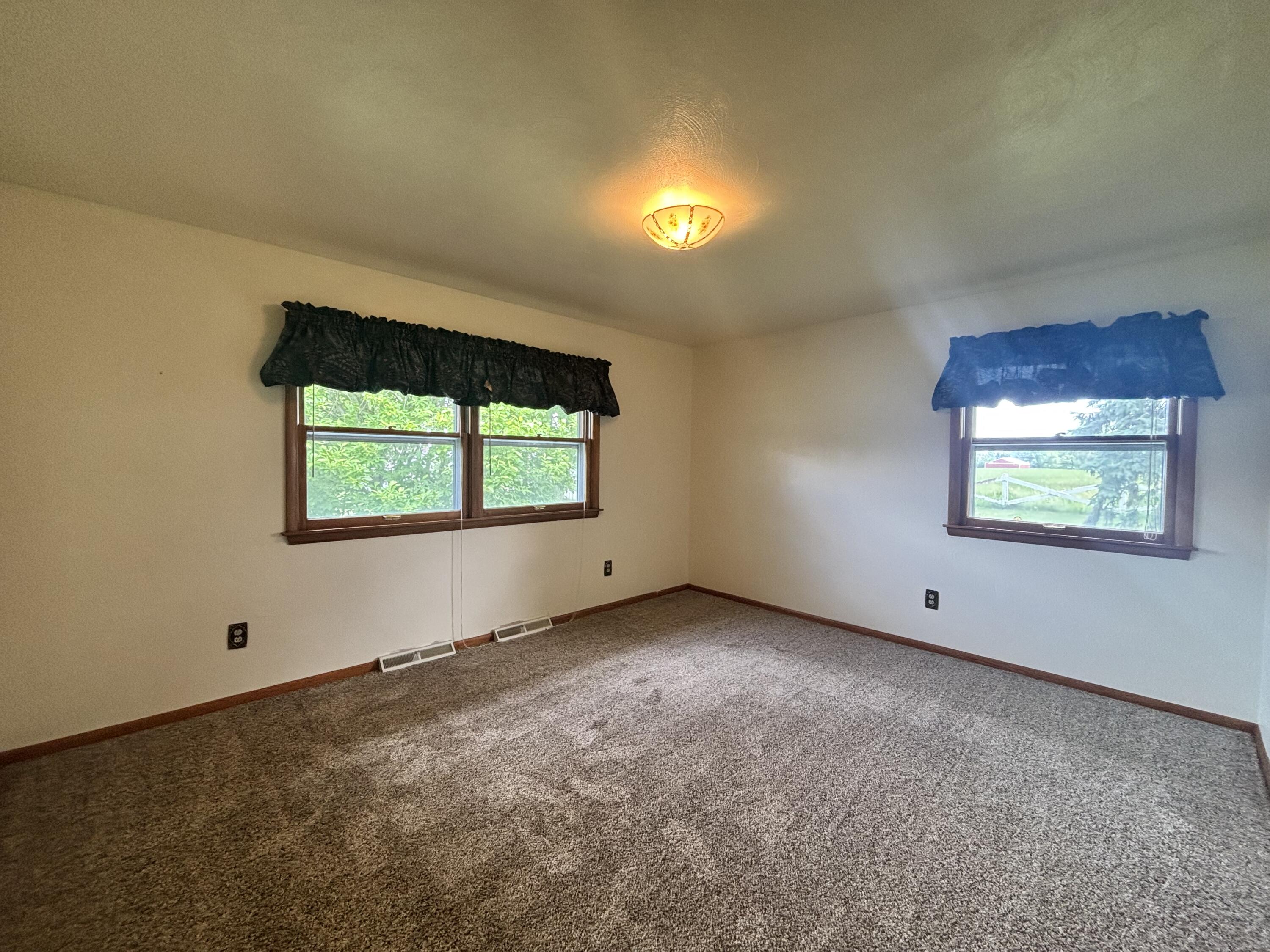 570 East Amsler Road Rensselaer, IN 47978 - Photo 12 of 27 3000x2250