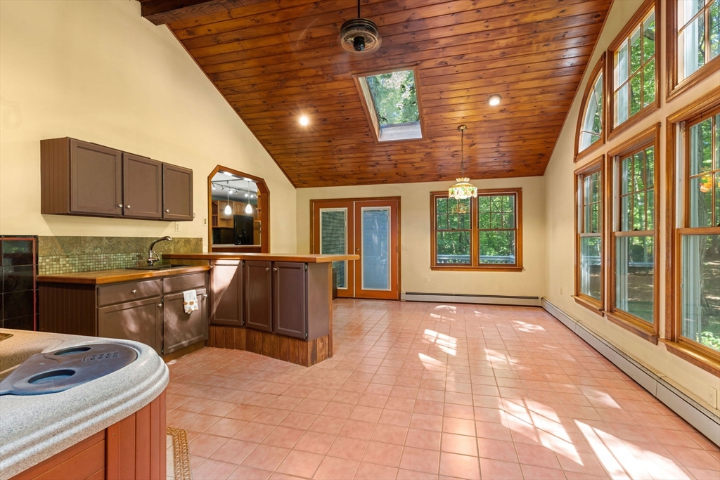 21 Throne Hill Road Groton, MA 01450 - Photo 9 of 33 Gallery Image 9