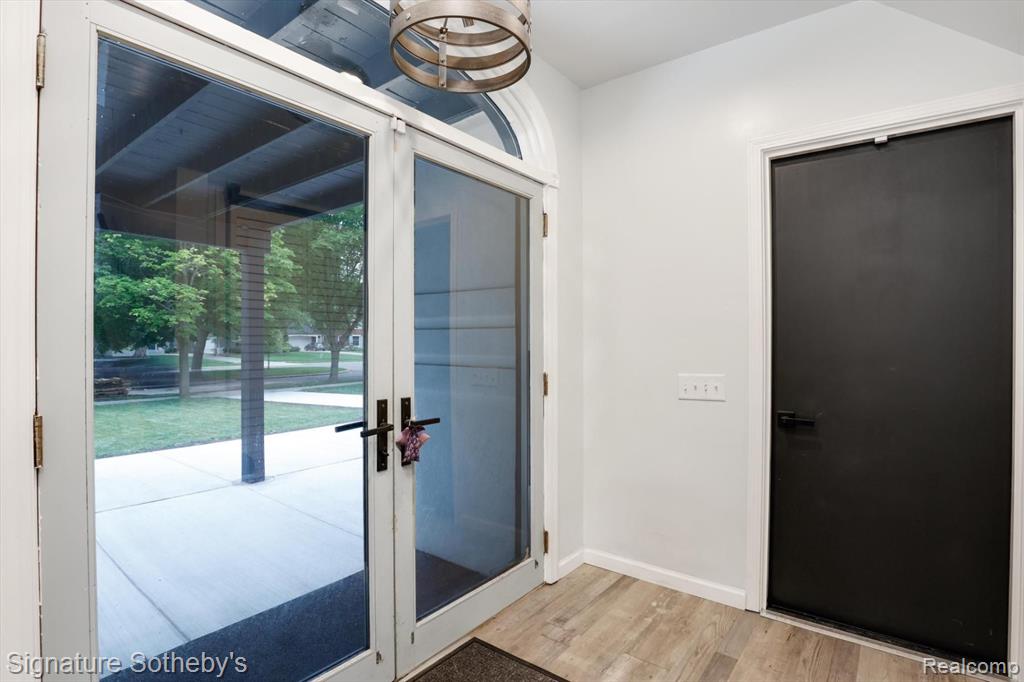 749 Middlesex Road Grosse Pointe Park, MI 48230 - Photo 9 of 69