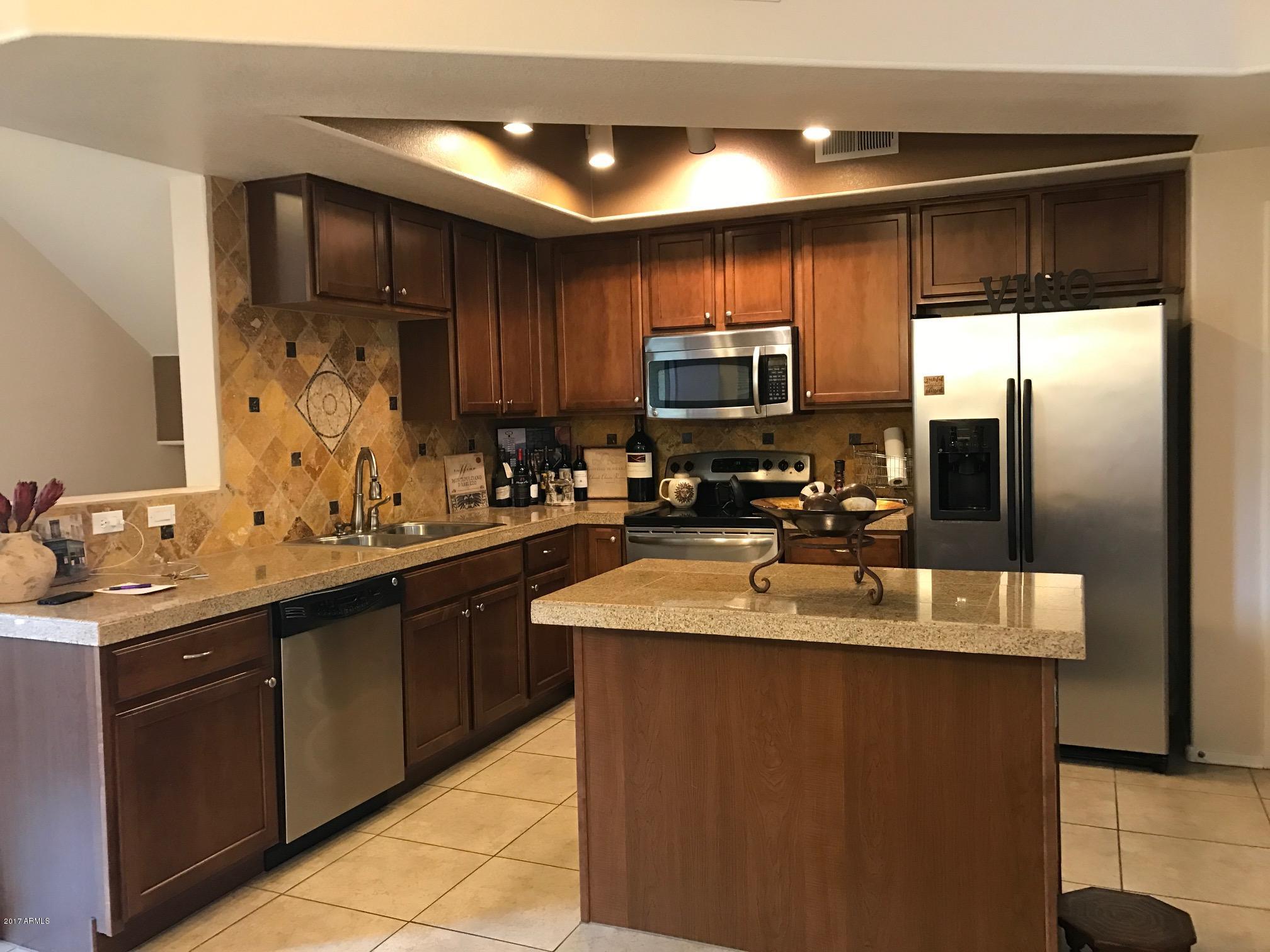 2150 West Alameda Road, Unit 1385 Phoenix, AZ 85085 - Photo 8 of 31 04-kitchen2