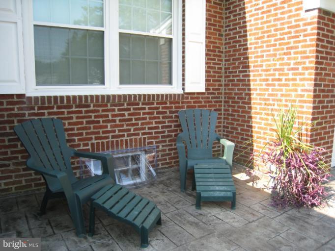 507 Forest View Road Linthicum Heights, MD 21090 - Photo 6 of 16 patio