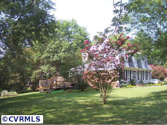 9331 Brundidge Road Richmond, VA 23236 - Photo 2 of 10 Other - Move in just in time for Spring!