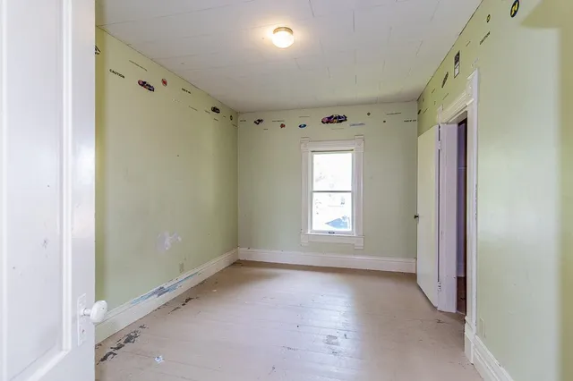 $229,900 | 211 East Wolf River Avenue, New London, WI 54961