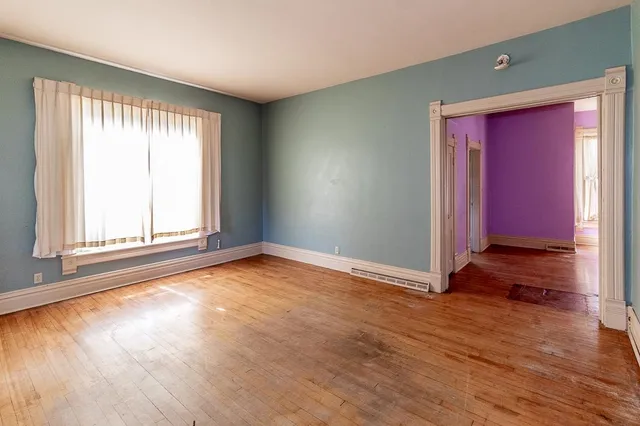 $229,900 | 211 East Wolf River Avenue, New London, WI 54961