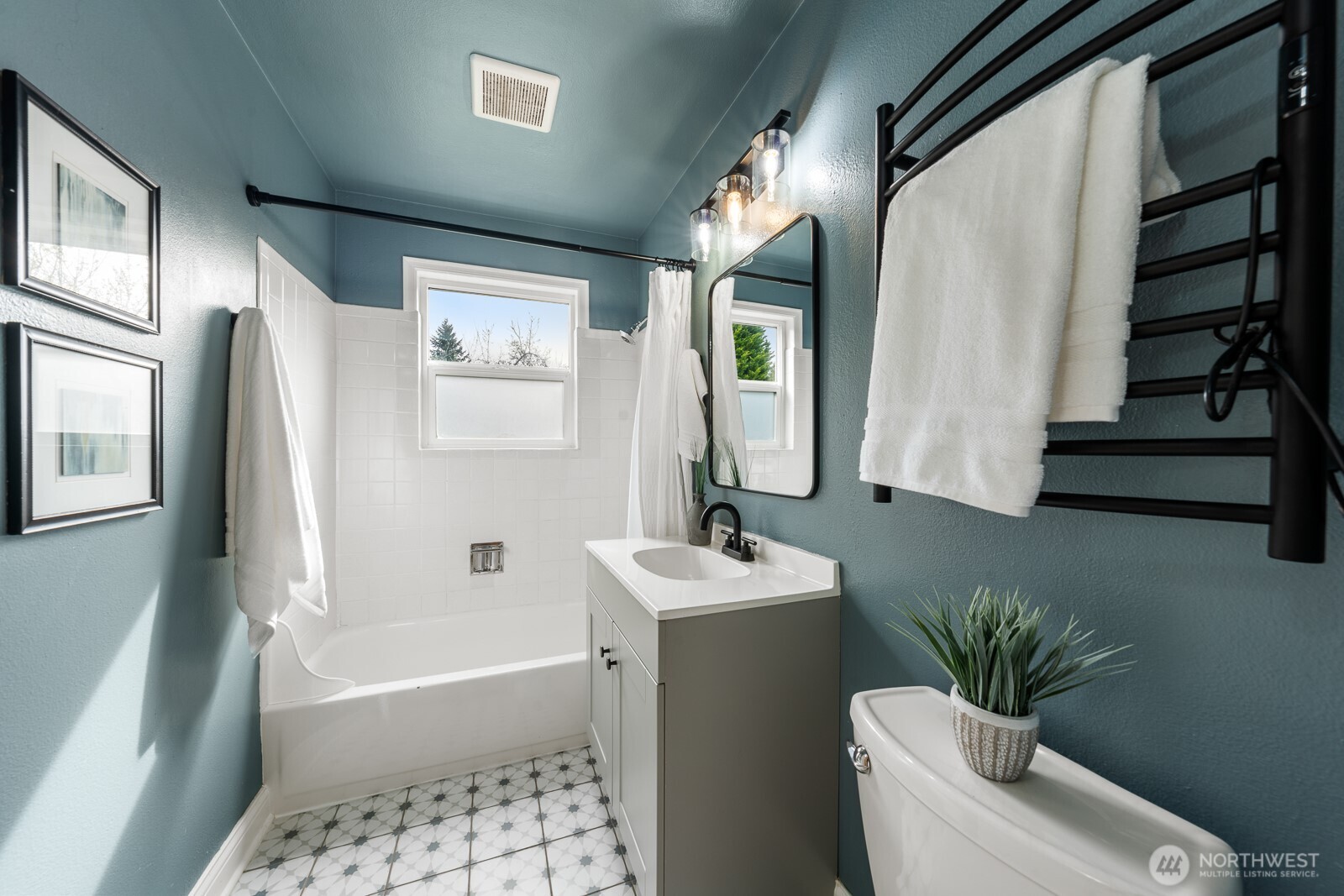 8656 13th Avenue Southwest Seattle, WA 98106 - Photo 11 of 20