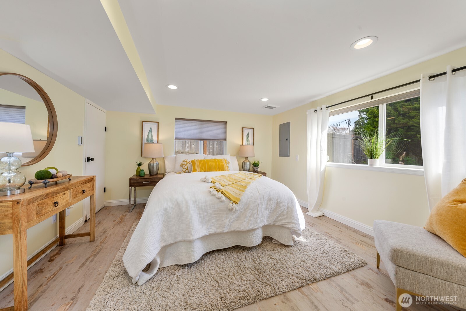 8656 13th Avenue Southwest Seattle, WA 98106 - Photo 12 of 20
