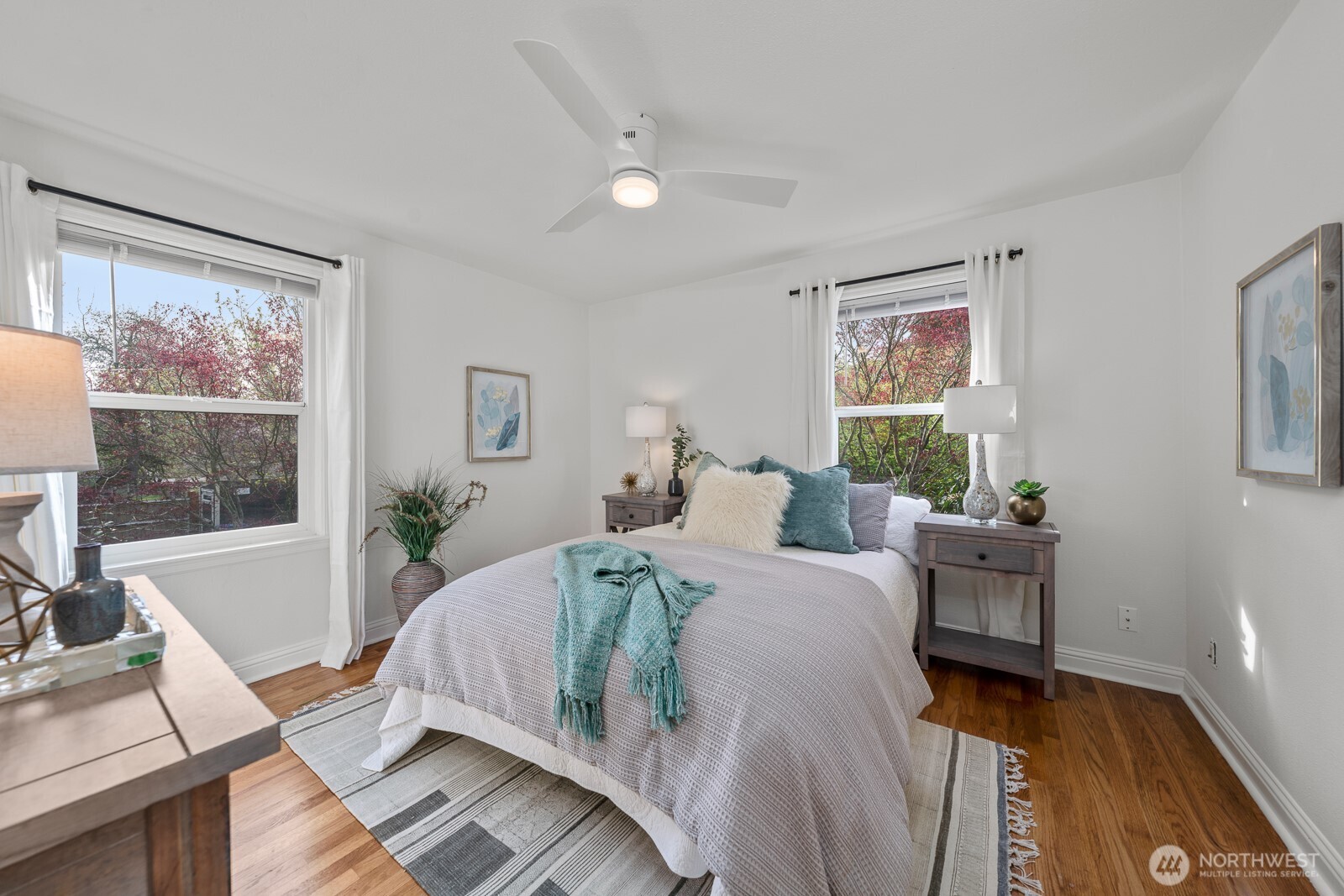 8656 13th Avenue Southwest Seattle, WA 98106 - Photo 9 of 20