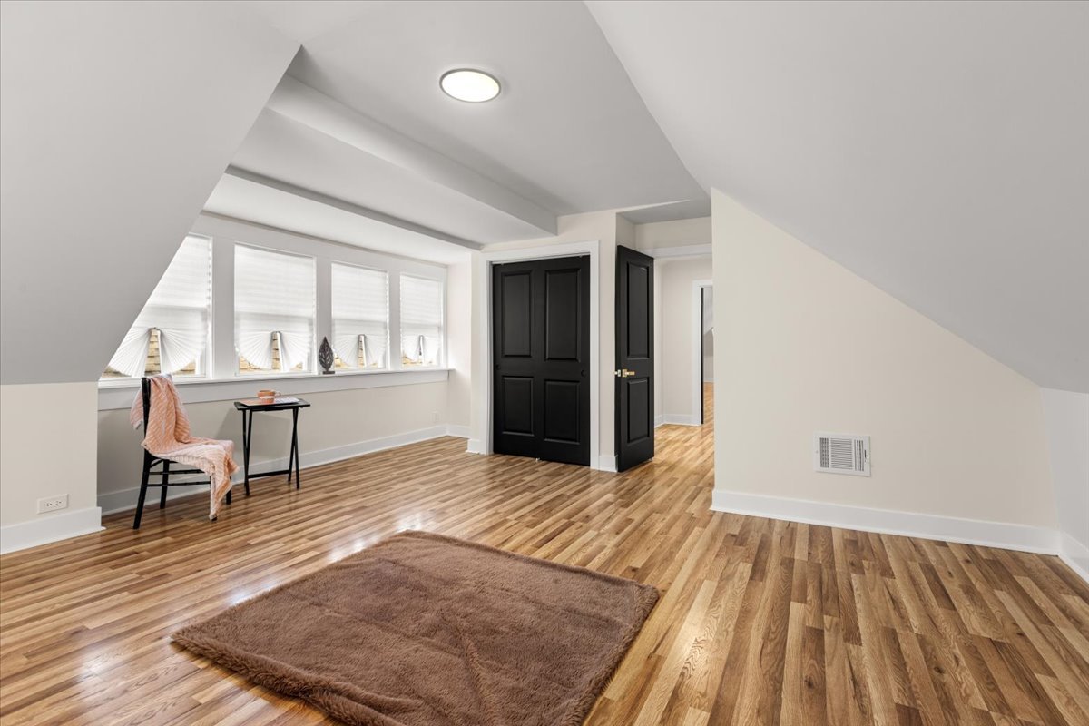 7428 South Perry Avenue Chicago, IL 60621 - Photo 16 of 26 Gallery Image 16