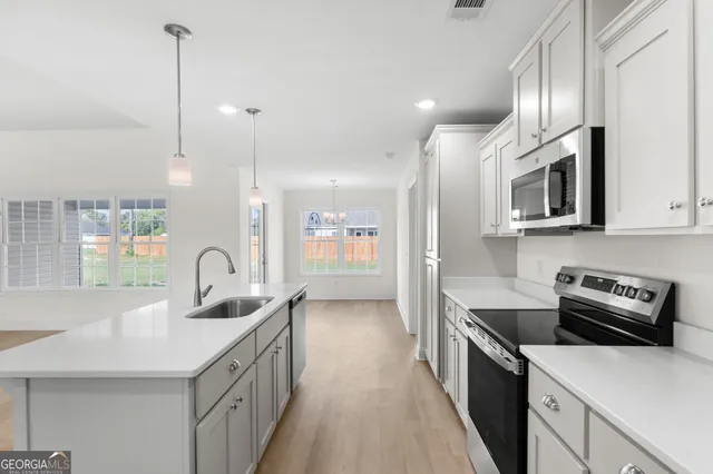 $369,900 | 906 Coosa Cove, Unit 168, Ellabell, GA 31308