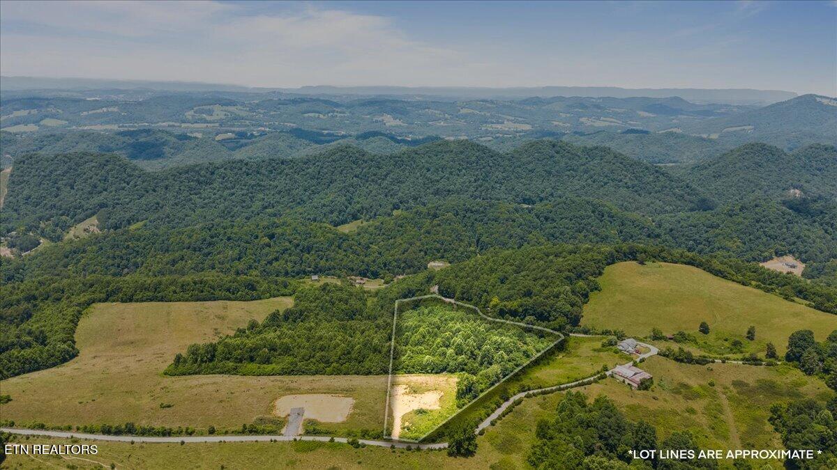 6 Bundren Mountain Road Tazewell, TN 37879 - Photo 3 of 14 06-Bundren Mountain Rd