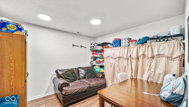 $350,000 | 1422 Fortner Drive, Indianapolis, IN 46231