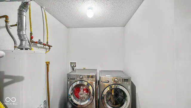 $350,000 | 1422 Fortner Drive, Indianapolis, IN 46231