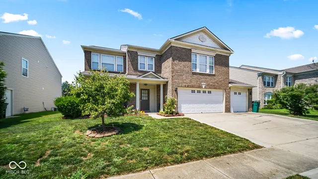 $350,000 | 1422 Fortner Drive, Indianapolis, IN 46231