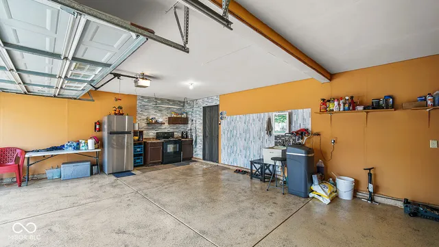 $350,000 | 1422 Fortner Drive, Indianapolis, IN 46231