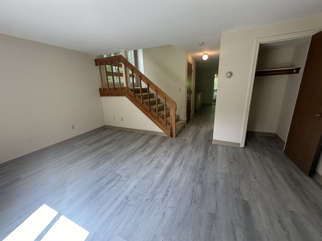 89 Wilson Street, Unit 7 Marlborough, MA 01752 - Photo 4 of 33