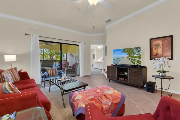 $7,800 | 9528 Avellino Way, Unit 2526, Naples, FL 34113