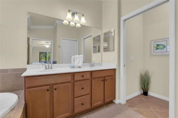 $7,800 | 9528 Avellino Way, Unit 2526, Naples, FL 34113