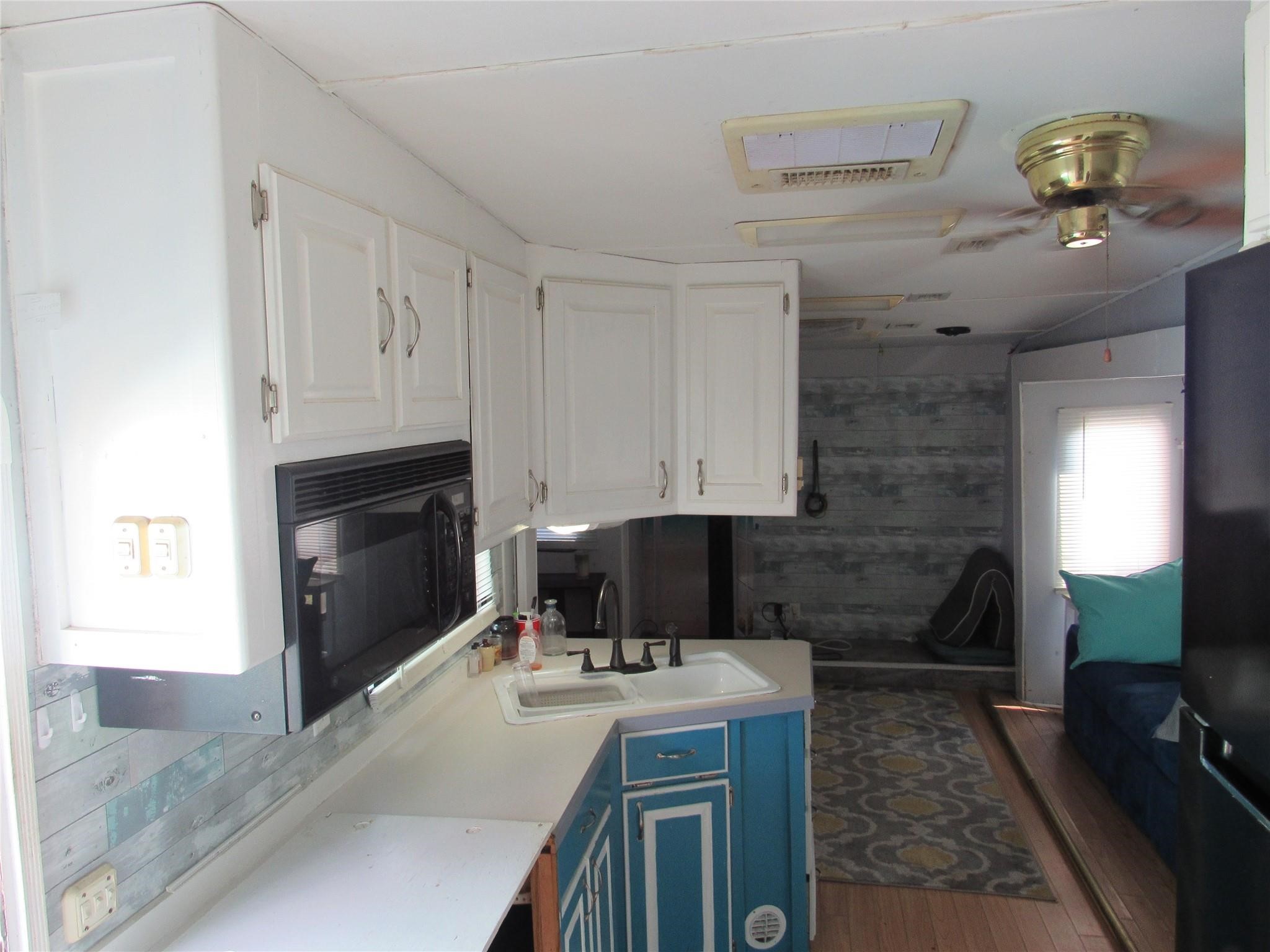 185 Curlew Street Sargent, TX 77414 - Photo 7 of 17