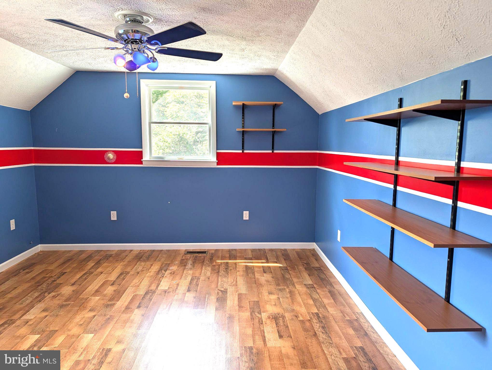 23 Harry Settle Road Castleton, VA 22716 - Photo 15 of 21 Bedroom 2 upper level