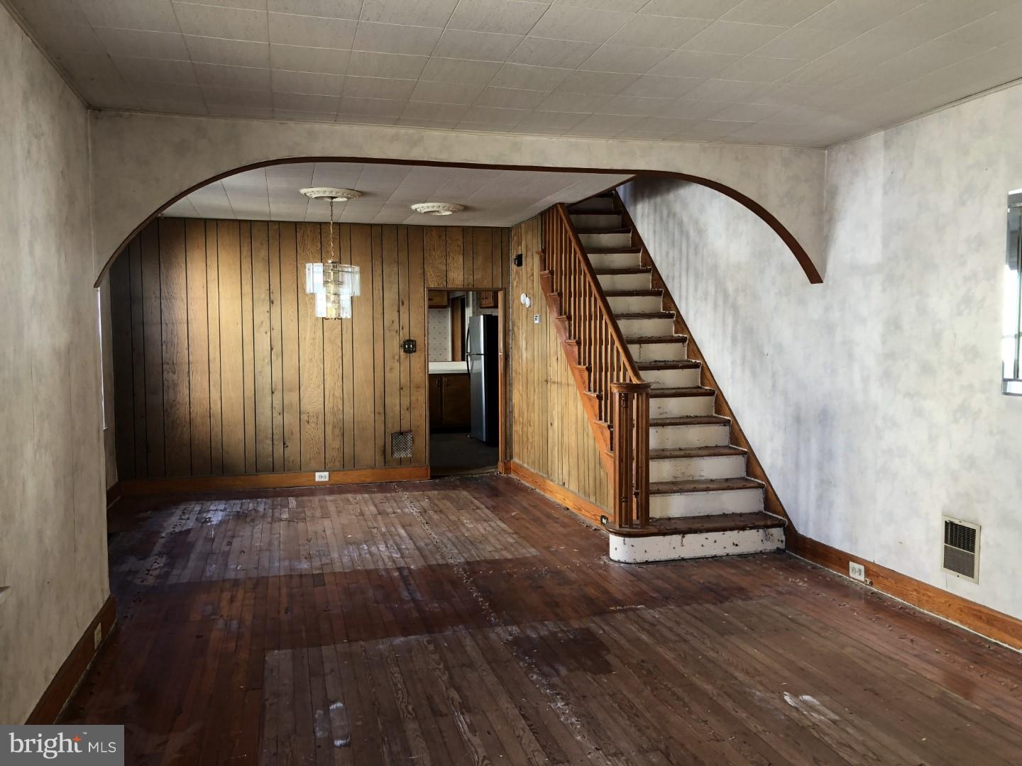 313 Cleveland Avenue Riverside, NJ 08075 - Photo 3 of 25