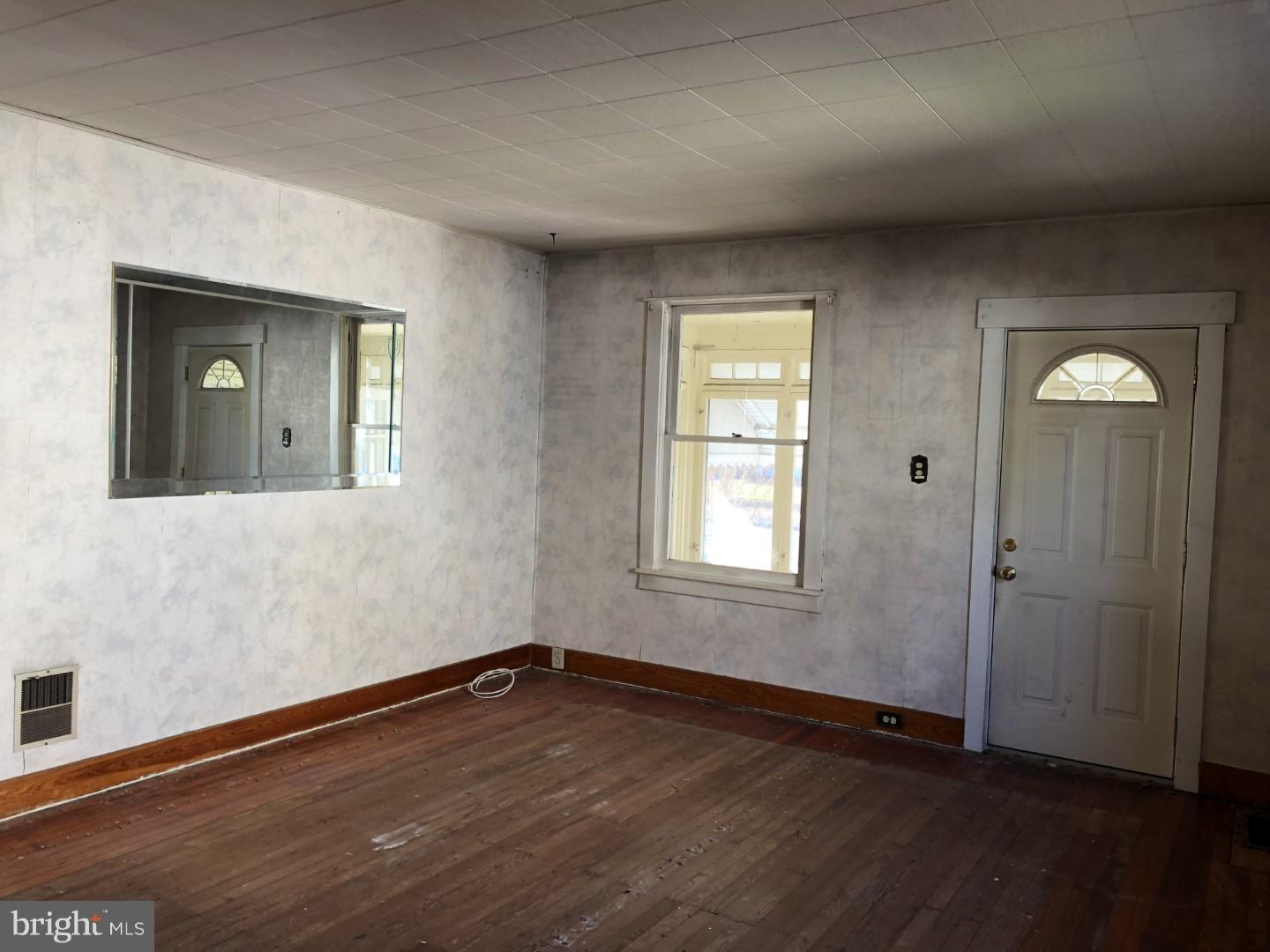 313 Cleveland Avenue Riverside, NJ 08075 - Photo 6 of 25