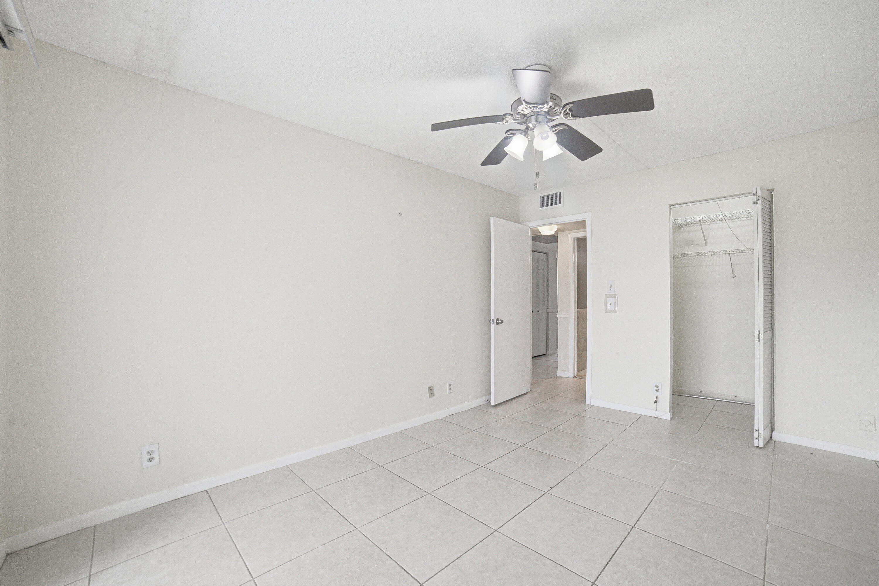 1025 Newcastle B, Unit 1025 Boca Raton, FL 33434 - Photo 20 of 31 Bedroom1-C