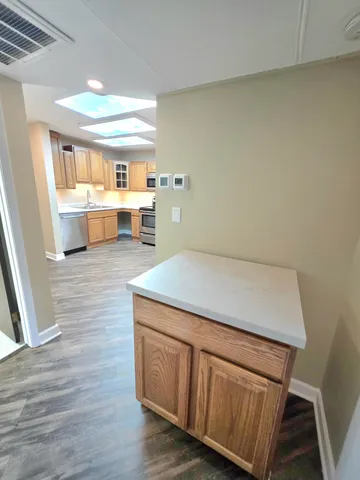 $209,800 | 6100 Stonehedge Drive, Unit 320, Greenfield, WI 53220